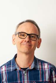 Porträt Lars Schurse (723 x 1063 px)